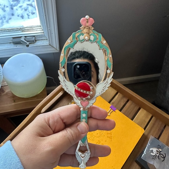 1002-Pink and Red Handheld Mirror with Heart Design - Picture 3 of 8